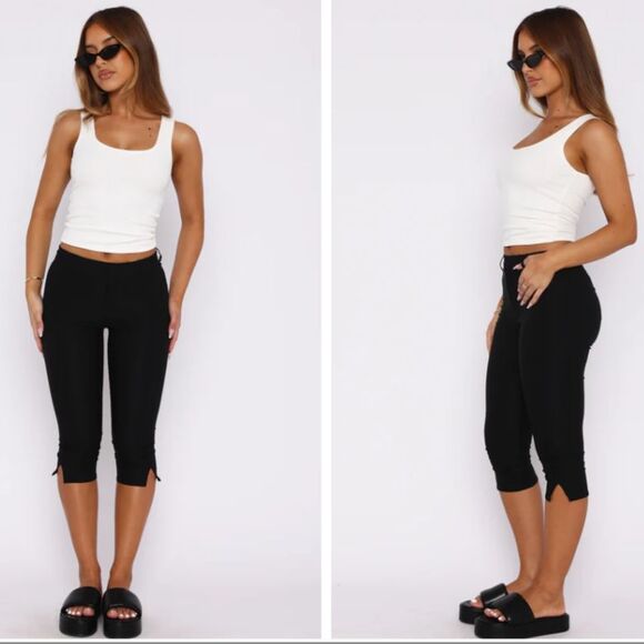 NWT White Fox Day for It Capris Pants Black Size S Cropped Side Slit Stretchy - Picture 1 of 12